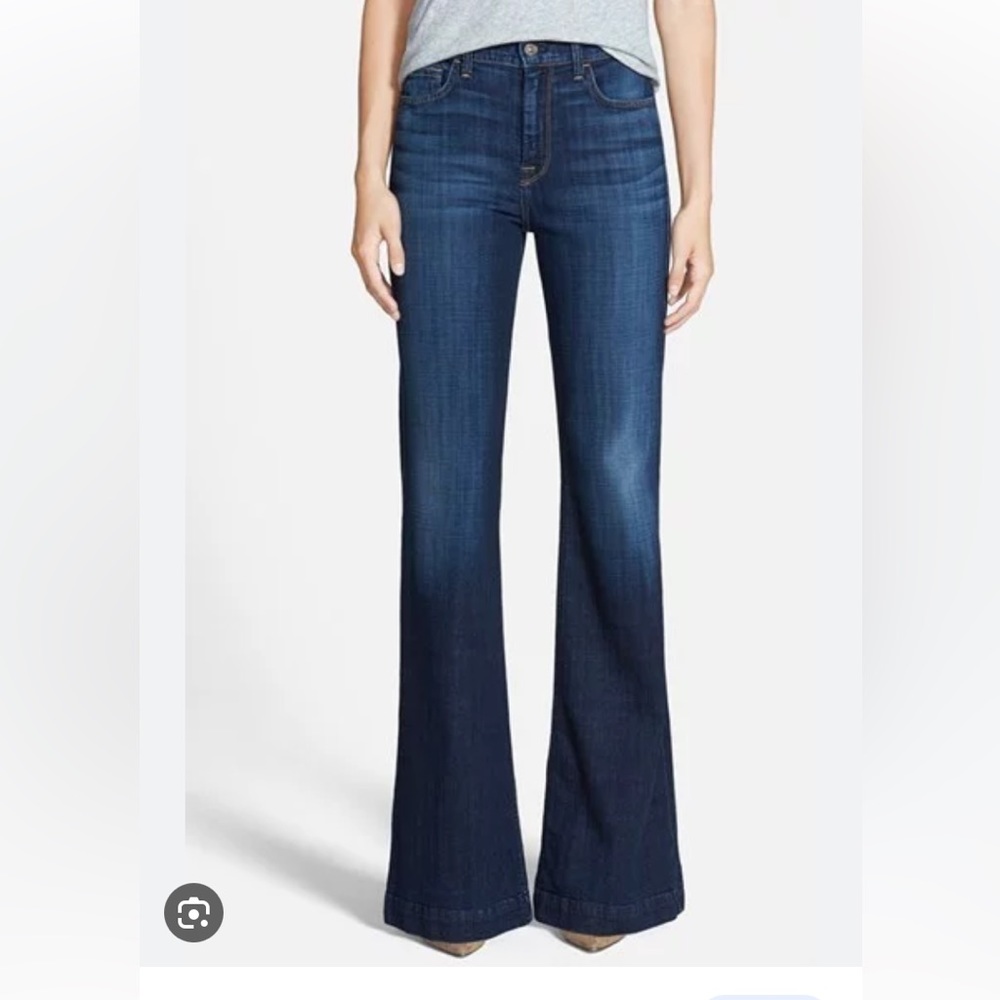 7 for All Mankind (28x29) Ginger Dark Wash Denim, mid rise, Wide Leg Flare